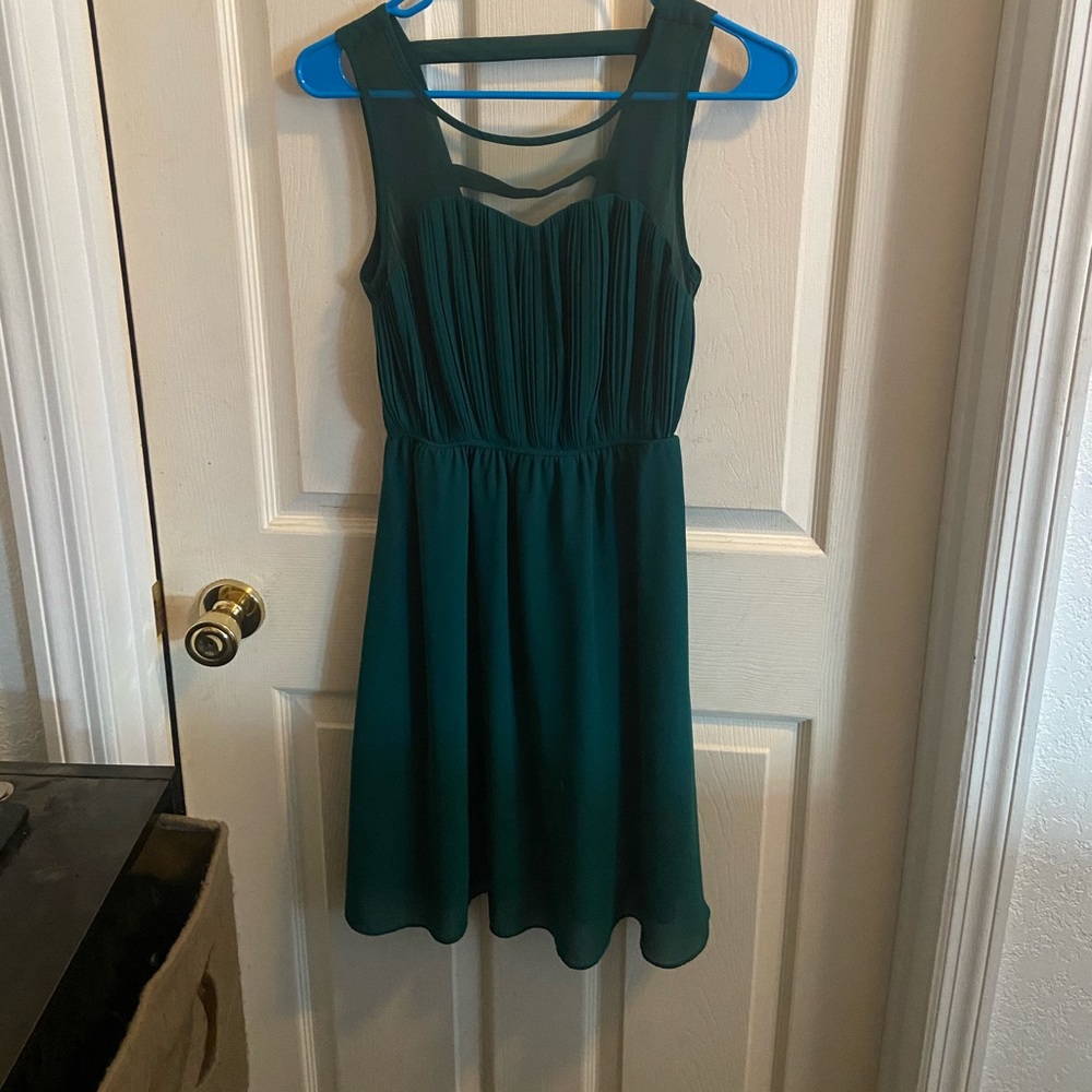 Los Angeles small dress